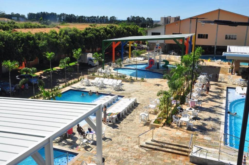 diRoma Internacional Resort - 1 dia no Acqua park, splash e smile - com roupa de cama e banho Caldas Novas Exterior foto