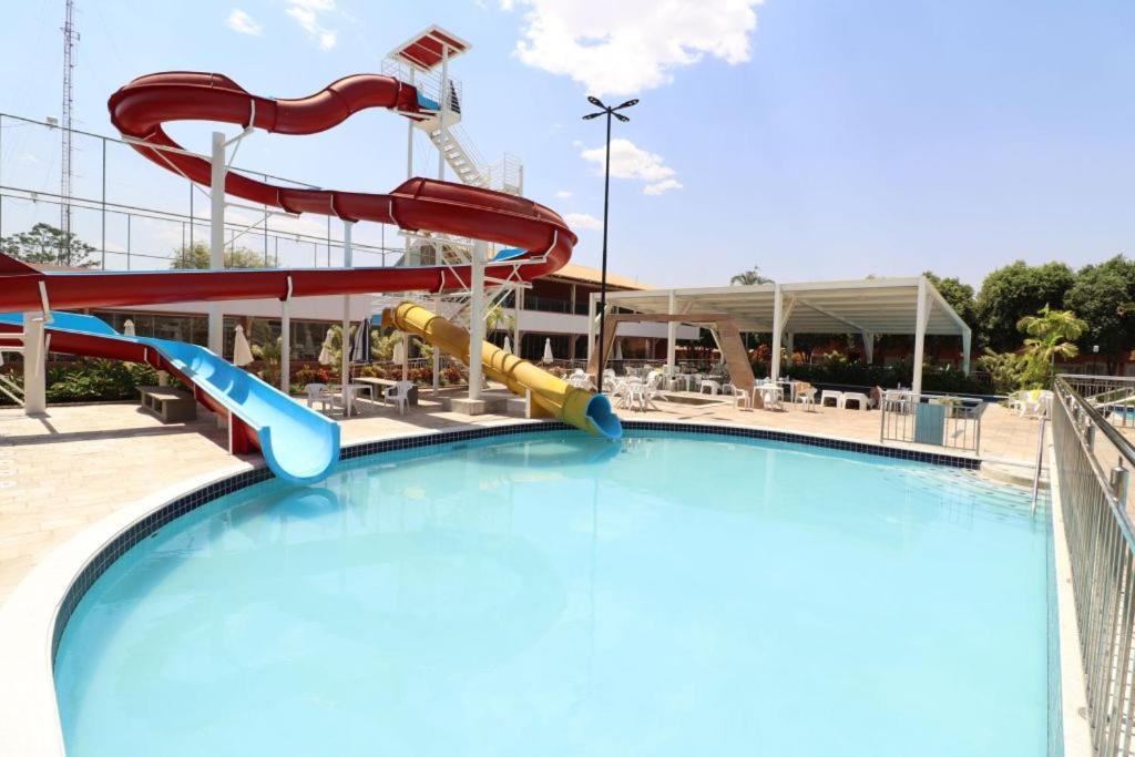 diRoma Internacional Resort - 1 dia no Acqua park, splash e smile - com roupa de cama e banho Caldas Novas Exterior foto