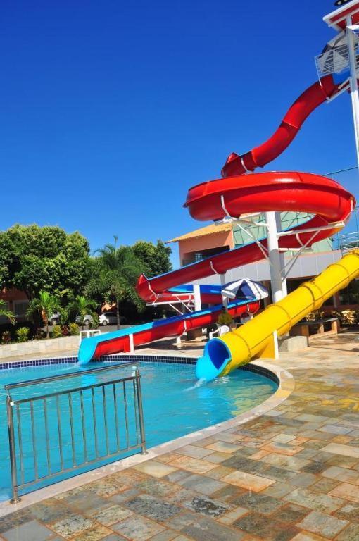 diRoma Internacional Resort - 1 dia no Acqua park, splash e smile - com roupa de cama e banho Caldas Novas Exterior foto