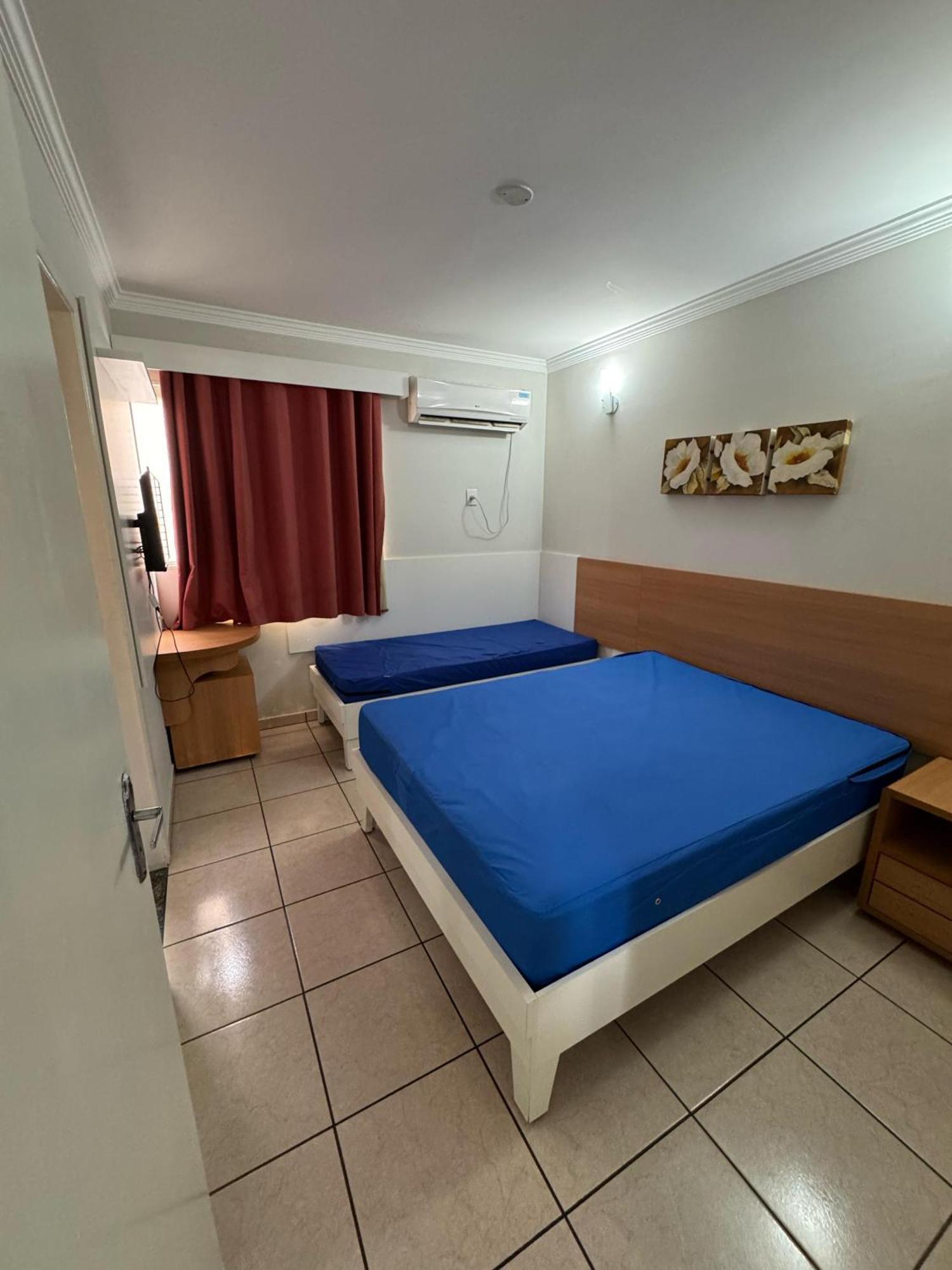 diRoma Internacional Resort - 1 dia no Acqua park, splash e smile - com roupa de cama e banho Caldas Novas Quarto foto