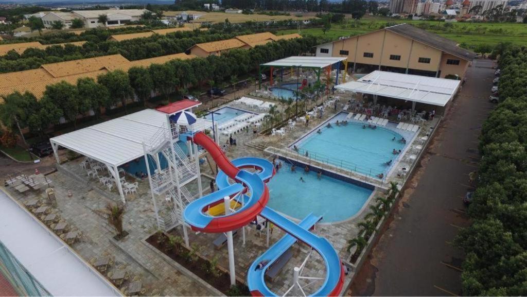 diRoma Internacional Resort - 1 dia no Acqua park, splash e smile - com roupa de cama e banho Caldas Novas Exterior foto